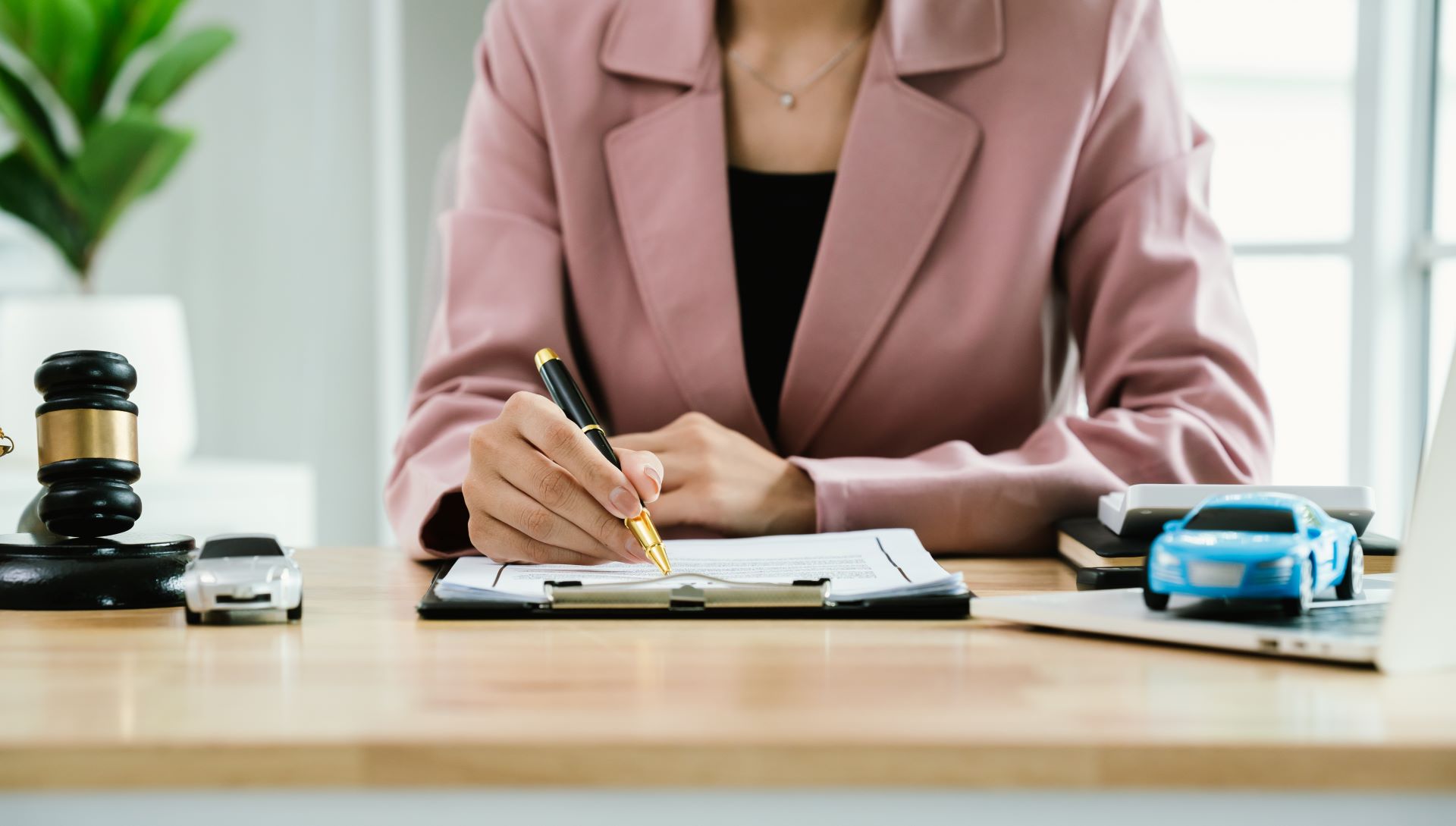 Juristische Übersetzungen Vertrag Haftung